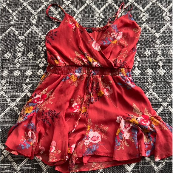 Floral romper - Picture 2 of 5